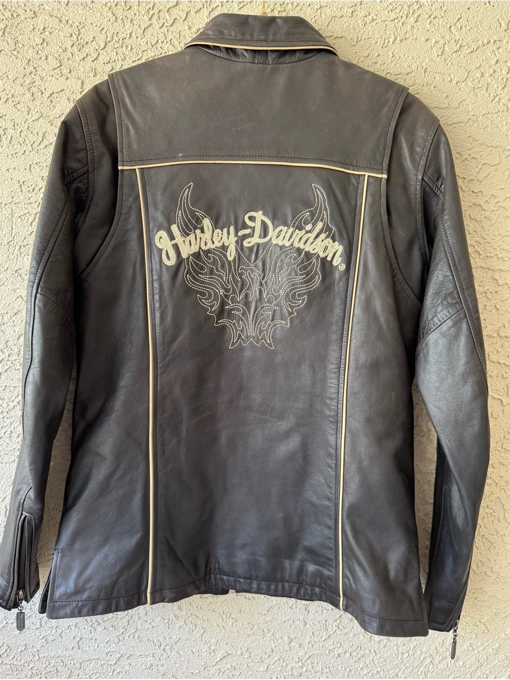 Harley-Davidson Brown Leather Jacket with Cream Piping & Embroidered Logo